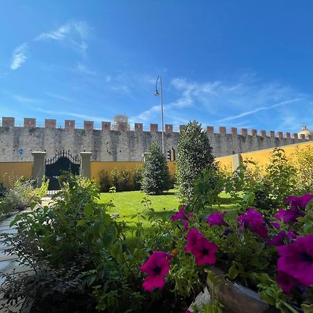 Villa Natalina B&B Πίζα Εξωτερικό φωτογραφία