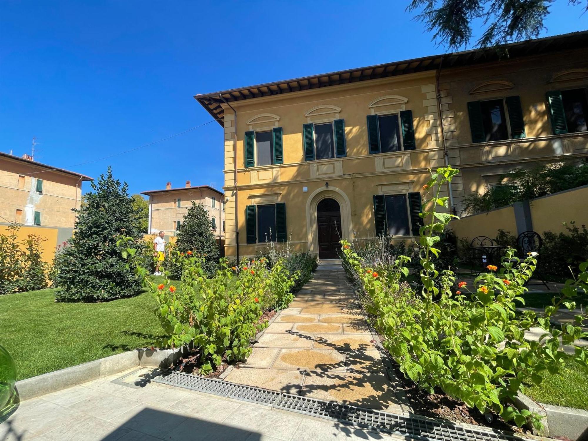 Villa Natalina B&B Πίζα Εξωτερικό φωτογραφία
